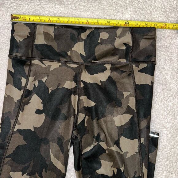Athleta Camouflage Pattern Green Brown Black Ankle Leggings Womens Medium EUC - Picture 8 of 11